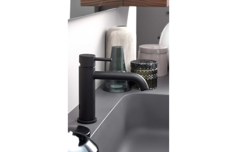 Vema Maira Basin Mixer - Matt Black