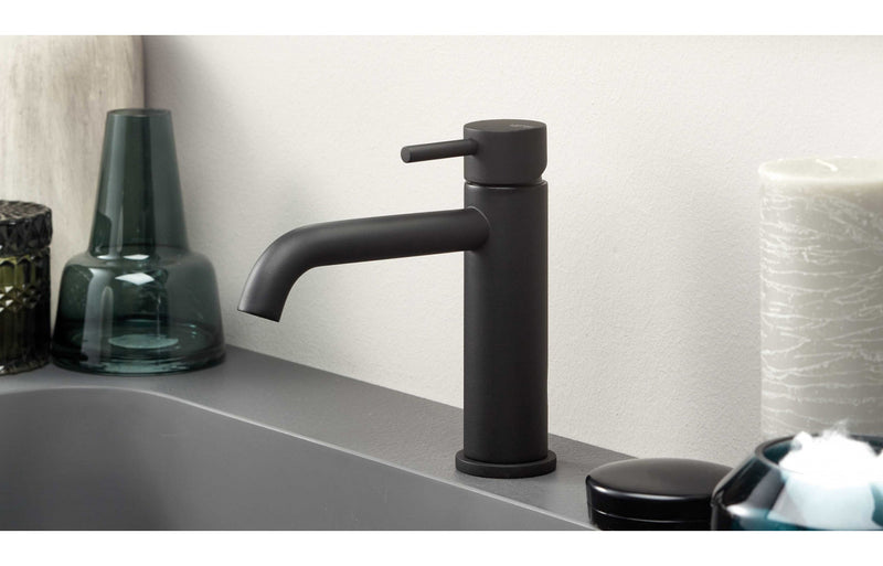 Vema Maira Basin Mixer - Matt Black